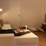 Urban Hideaway In The Heart Of