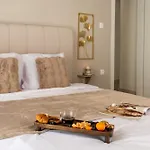 Appartamento Urban Hideaway In The Heart Of *
