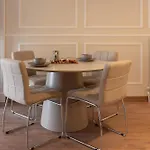 Urban Hideaway In The Heart Of דירה *