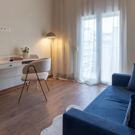 Urban Hideaway In The Heart Of Apartmán Soluň