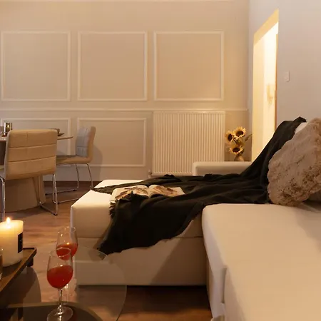Urban Hideaway In The Heart Of Apartmán Soluň