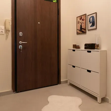Urban Hideaway In The Heart Of Thessaloniki
