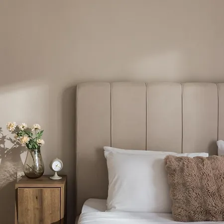 Urban Hideaway In The Heart Of Apartment Thessaloniki