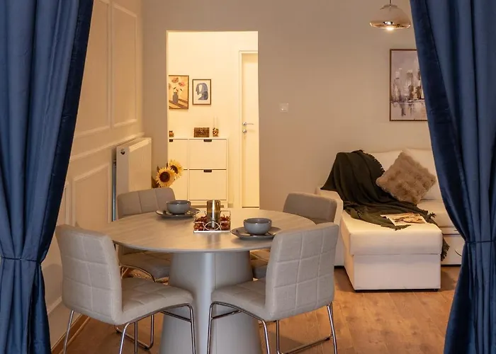 Urban Hideaway In The Heart Of
