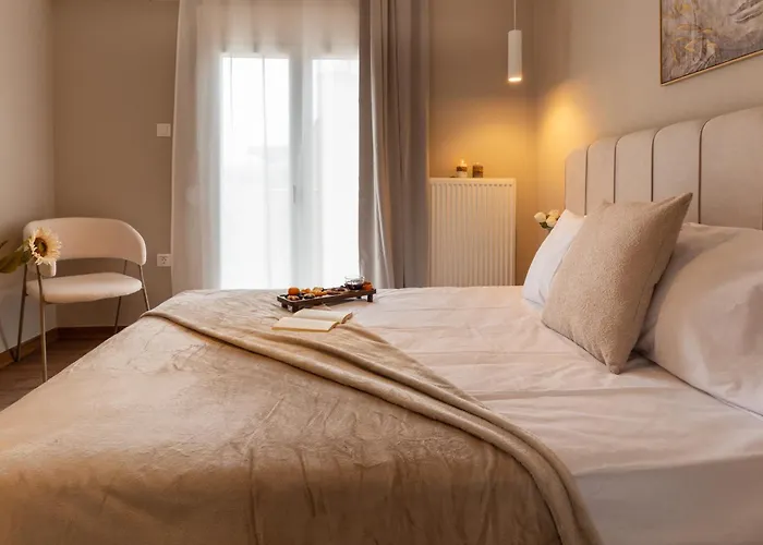 Апартаменты Urban Hideaway In The Heart Of *