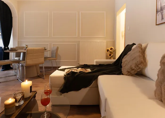 Urban Hideaway In The Heart Of Appartamento Salonicco