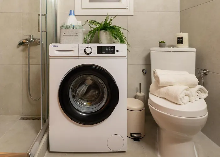 Urban Hideaway In The Heart Of Salonicco