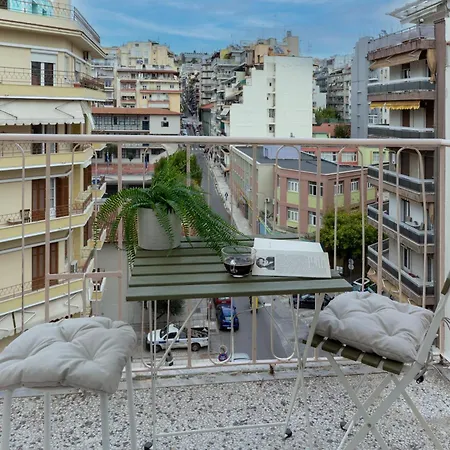 Urban Hideaway In The Heart Of Thessalonique